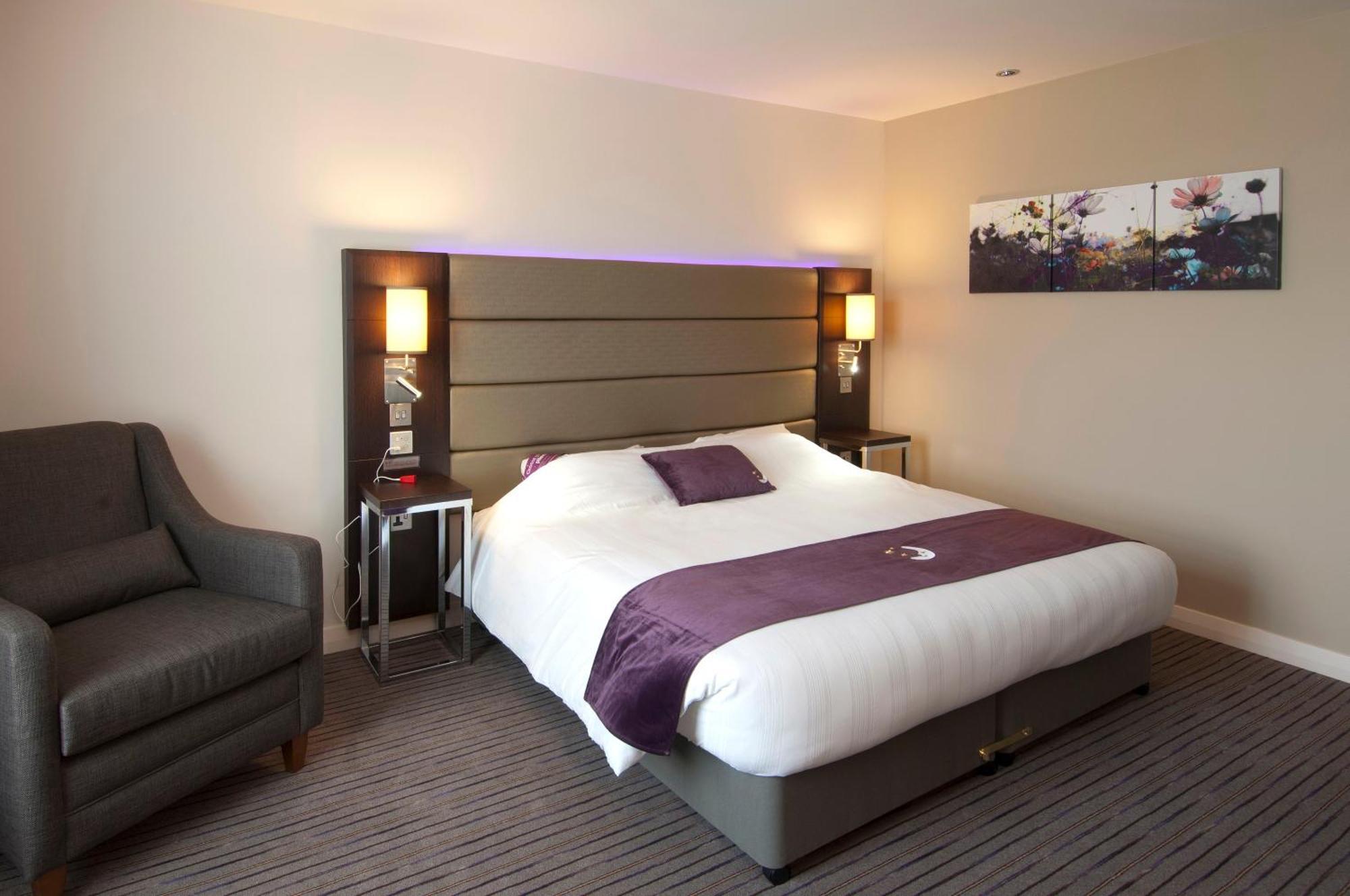 Premier Inn Birmingham City Centre Broad Street Esterno foto